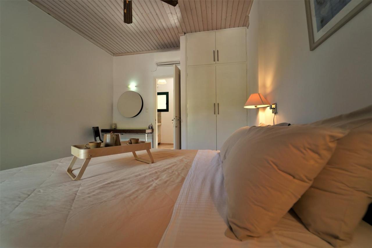 Bella Vista Hotel Studios & Apartments Parga Exterior photo